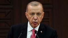 スウェーデンのＮＡＴＯ加盟、「要求満たされるまで」反対　トルコ大統領